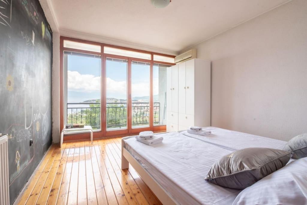 Casa Farmak - 4 Bedroom Lux Apartment With Infinity Pool & Lake View Ohrid Exterior photo